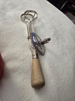 Antique A & J Wood Handle Egg Beater/Hand Mixer (1923)