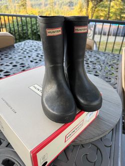 Hunter kids boots sz 1