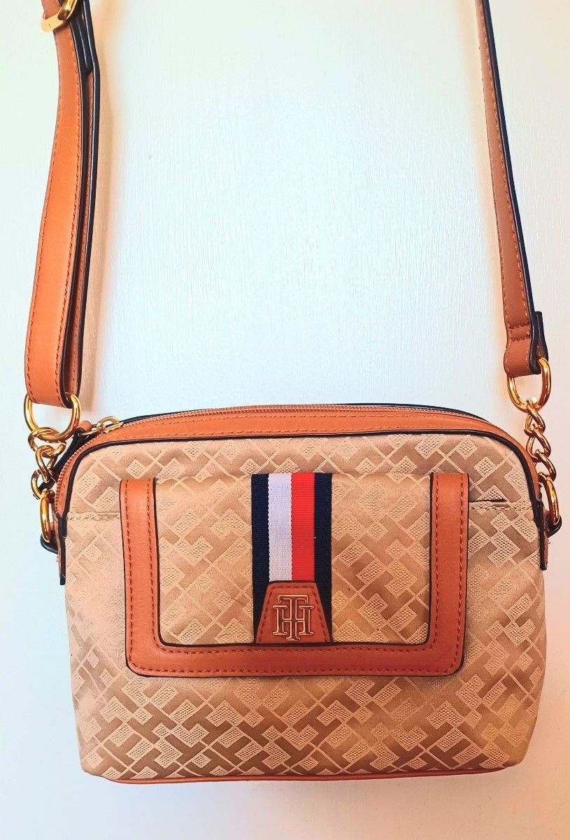 PURSES TOMMY HILFIGER, GU/CC I, L V, BURRB ERRY