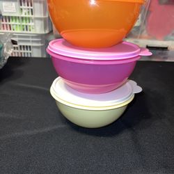 Tupperware 