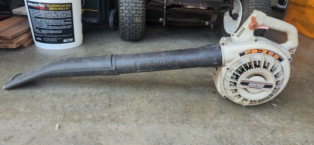 Leaf Blower  Echo Pb200 