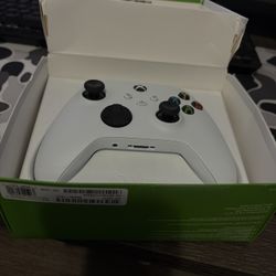 XBOX CONTROLLER (NEW)