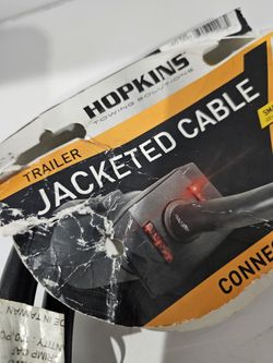 RV TRAILER JACKETED CABLE PLUG WITH SMART LIGHT