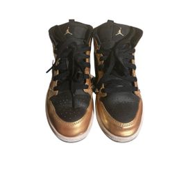 Nike Air Jordan Gold
