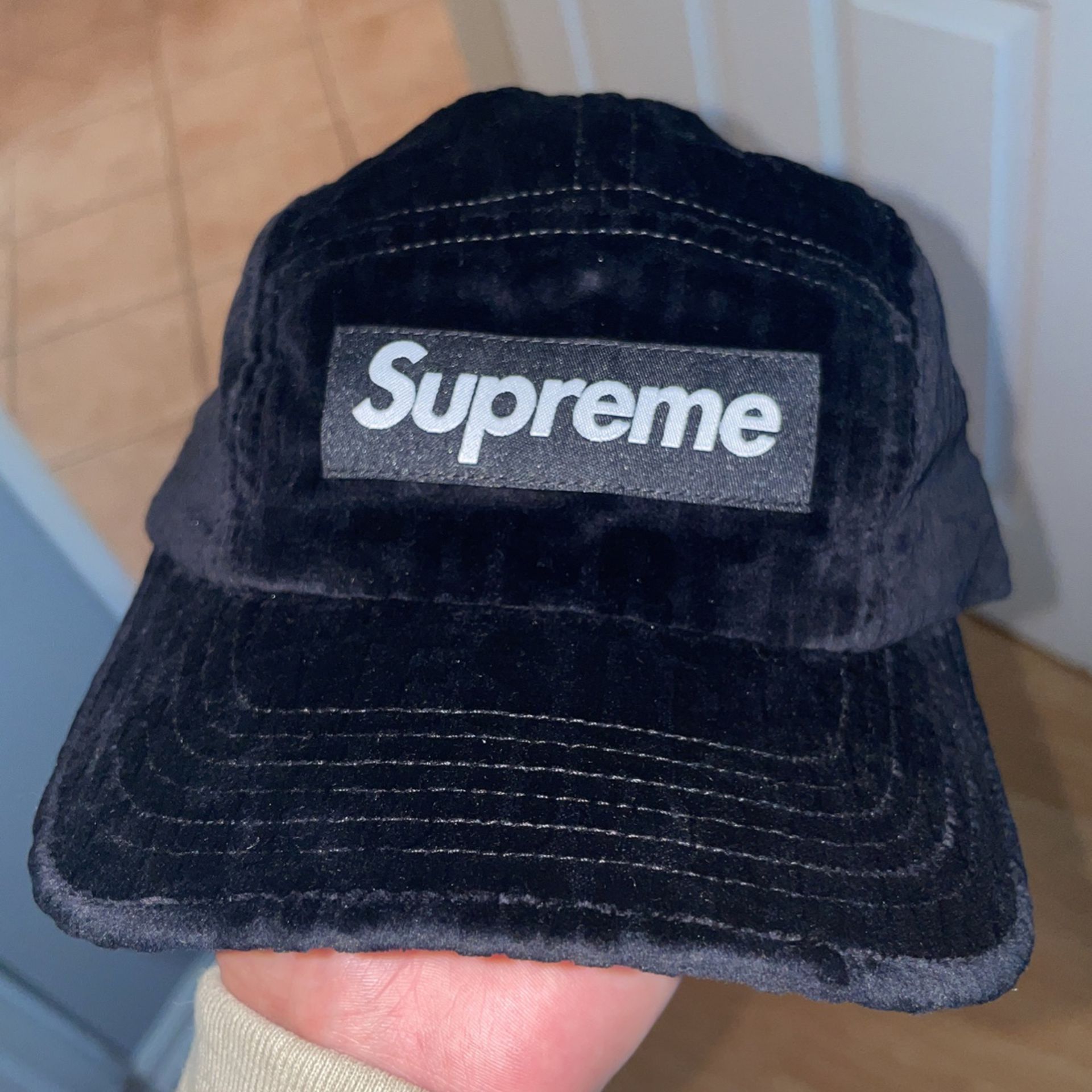 Supreme velver Hat