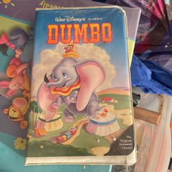 Walt Disney classic Dumbo, the original animated classic VHS Black diamond edition