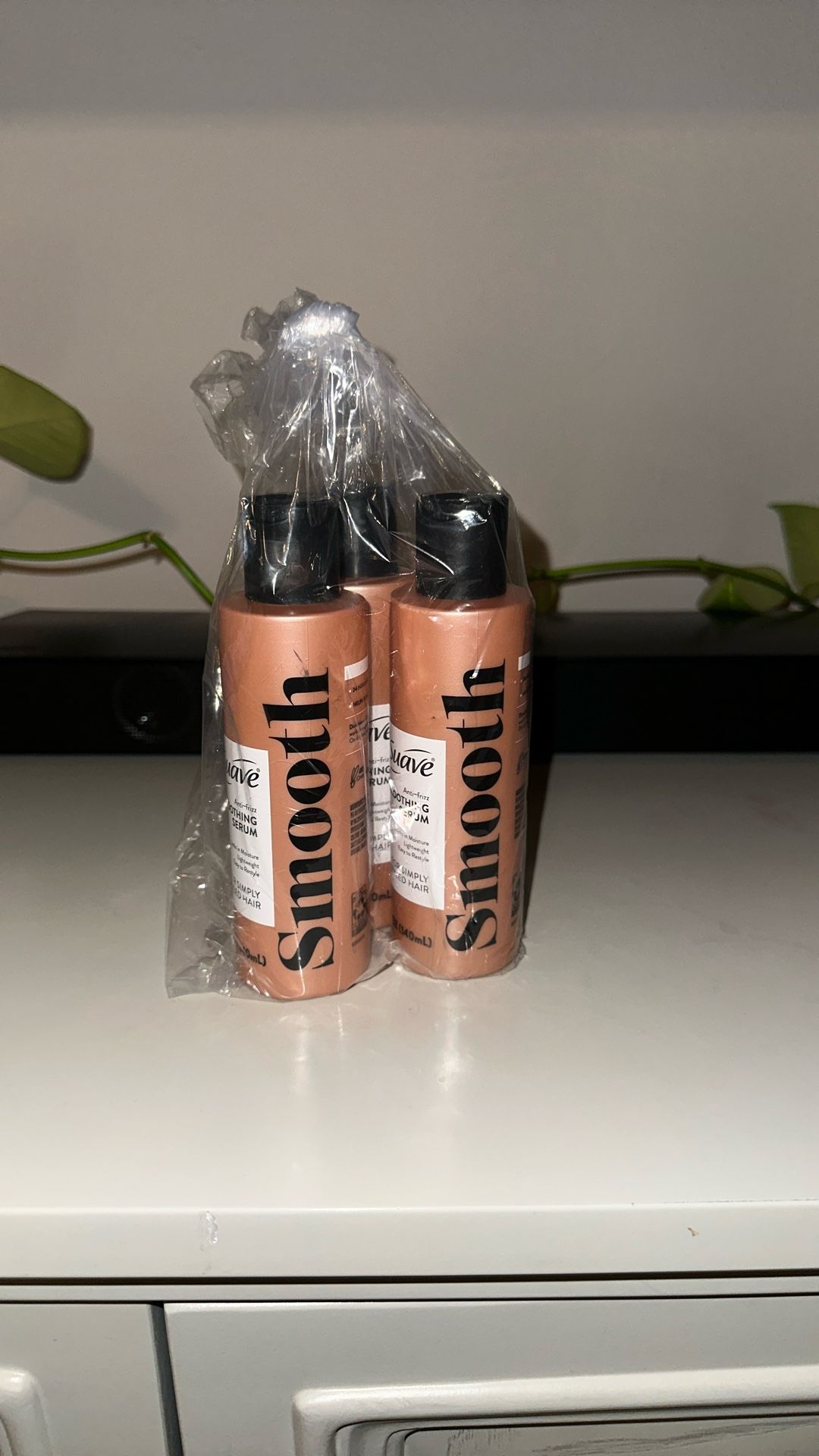 Suave Smoothing Serum