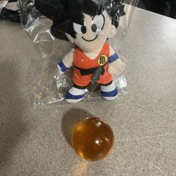 DRAGONBALL Z GOKU PLUSHIE AND 4 STAR DRAGONBALL (REAL GLASS)