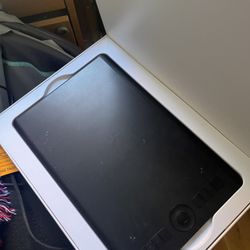 Intuos Pro Tablet - Missing Cord and Pen