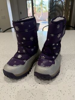 Girls Snow Boots Size 1.5