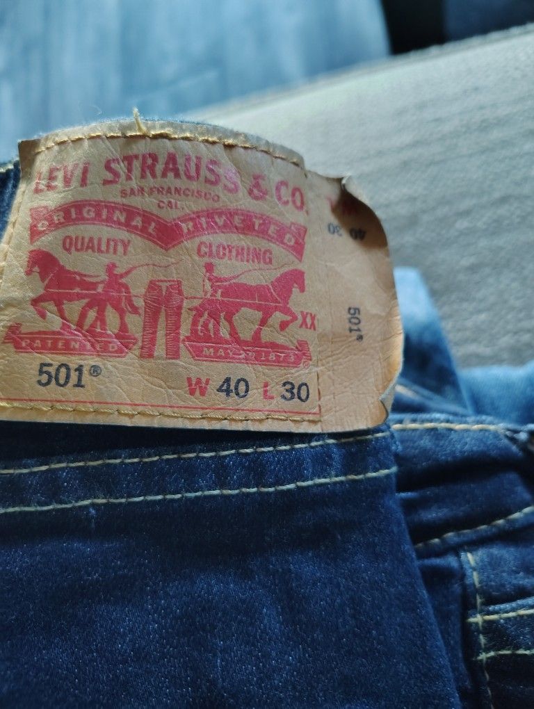 Levis Pants For Men 