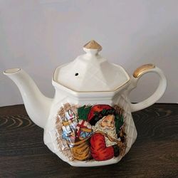 Vintage Ceramic Christmas Tea Pot Santa Claus