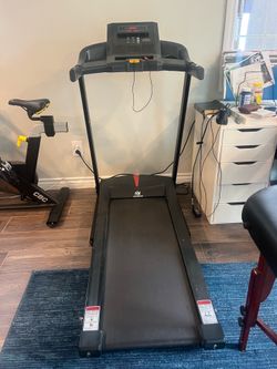 Advenor Treadmill
