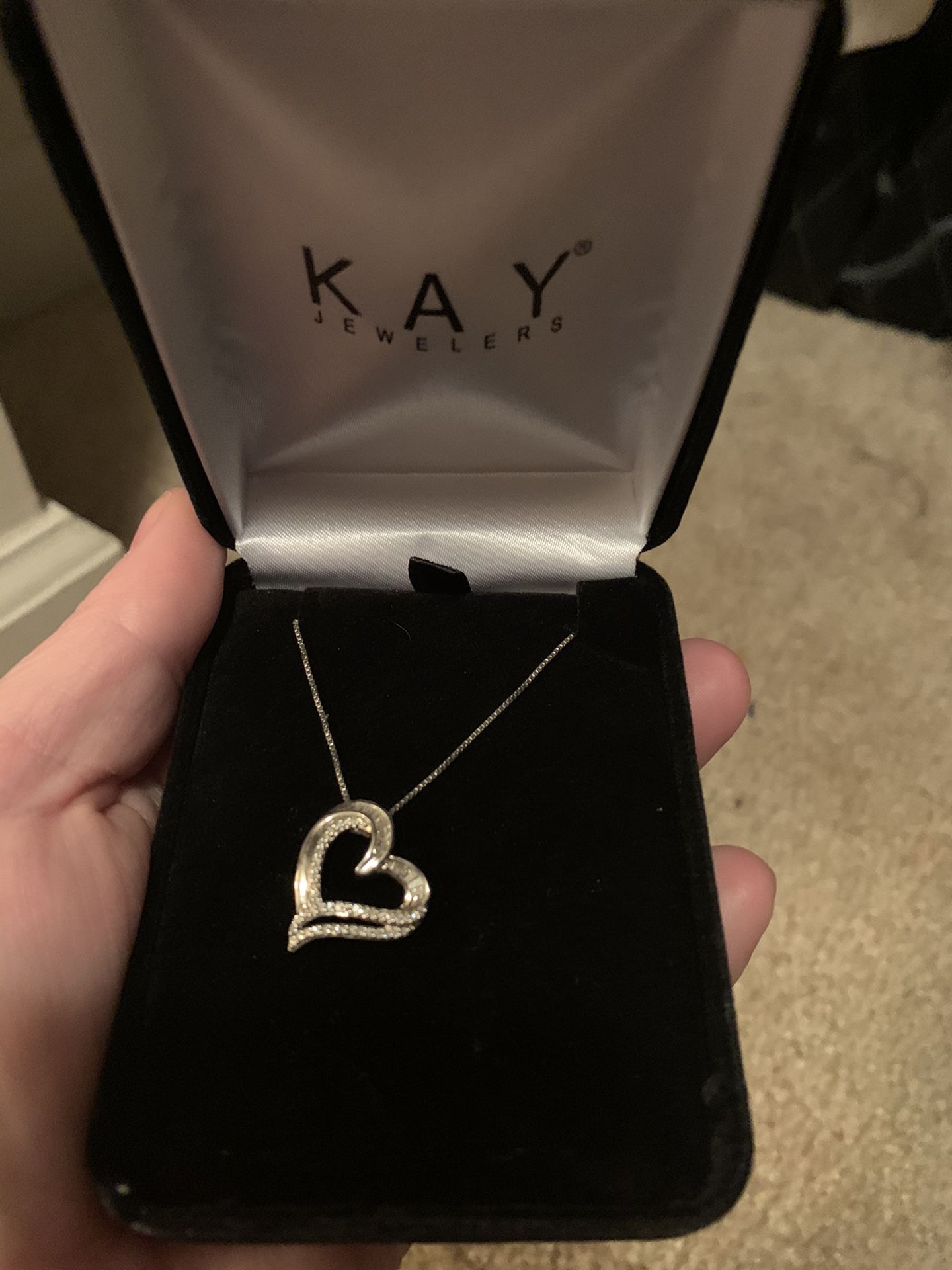 Kay Jewelers diamond necklace