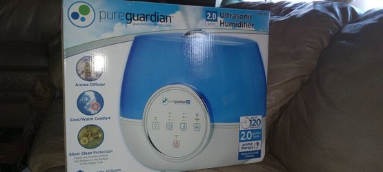 Ultrasonic Humidifier  NEW IN BOX