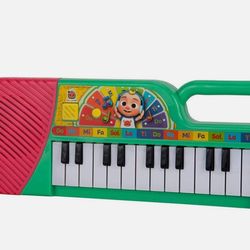 CoComelon First Act Musical Keyboard, 23 Keys; Music and ABC Songs Pre-Recorded