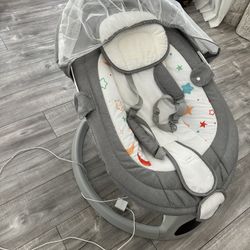 Baby Swing for Infants,Electric Bouncer for Babies,Portable Swing for Baby Boy Girl,Remote Control Indoor Baby Rocker with 5 Sway Speeds,Music and Blu