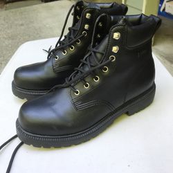 Men’s Waterproof Boots