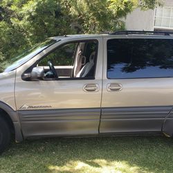 2002 Pontiac Montana