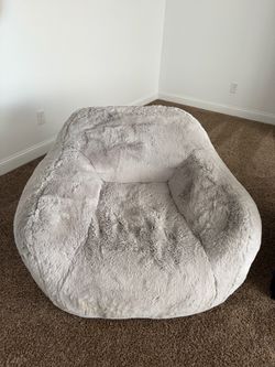 Oversized Grey Puffy Chair Like New