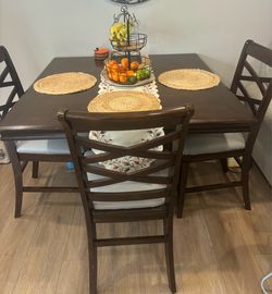 Dinning Table For Sale