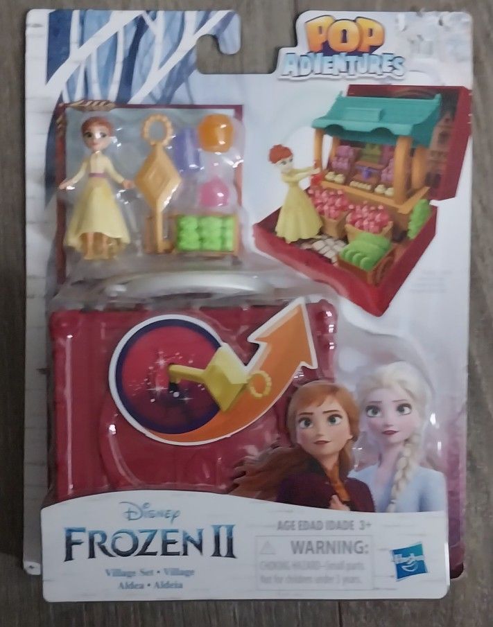 Disney Frozen Pop Adventures Village Set Pop-Up Playset with Handle, Including Anna Small Doll Inspired by The Frozen 2 Movie - Toy for Kids Ages 3 & 