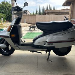 1984 Yamaha Riva Scooter 