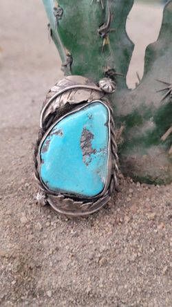 Old Pawn  Native  American  Turquoise  Silver Ring 