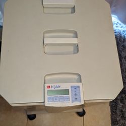 IQAir HealthPro Plus Air Purifier Cleaner