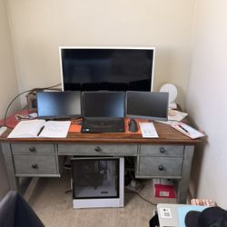 Two-Tone Desk