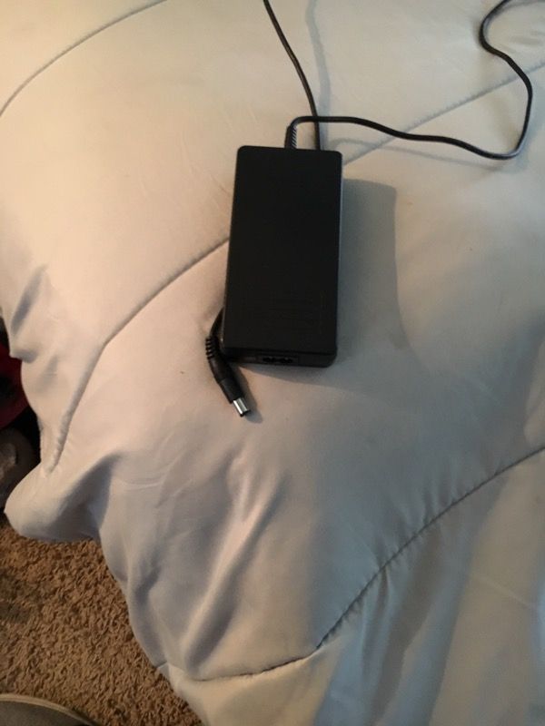 Toshiba Ac adapter