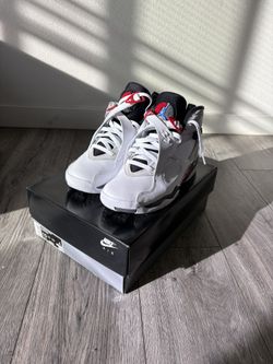 Jordan 8’s Bugs Bunny - Clean- Size 10