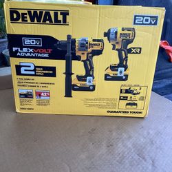 DEWALT 20V MAX LITHIUM-ION CORDLESS 2-TOOL COMBO KIT WITH (2) 5. 0 AH BATTERIES,CHARGER, AND BAG 