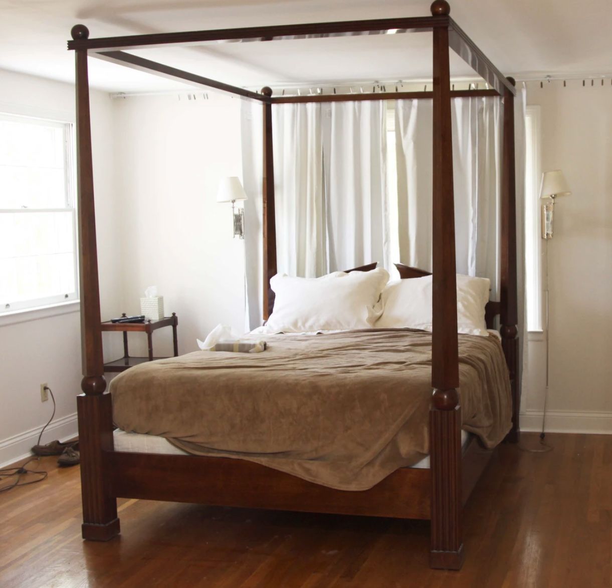 Henredon Cal. King 4 Poster Canopy Bed Frame