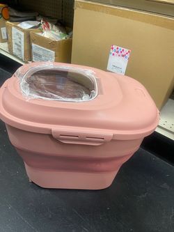 Collapsible food / pet food container