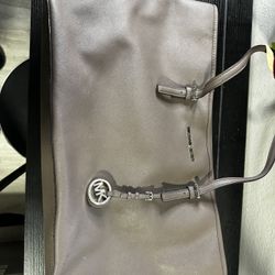 Michael Kors Jetsetter Bag 