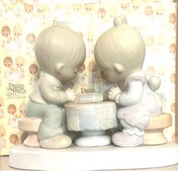 Precious Moments “Prayer Changes Things”