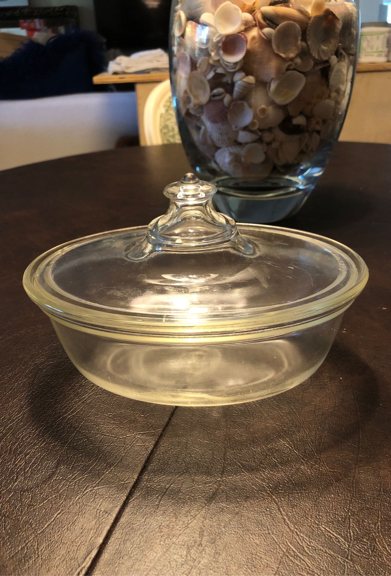 Pyrex vintage covered dish