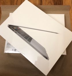 Brandnew MacBook Pro 13” Touch Bar (mid 2019)