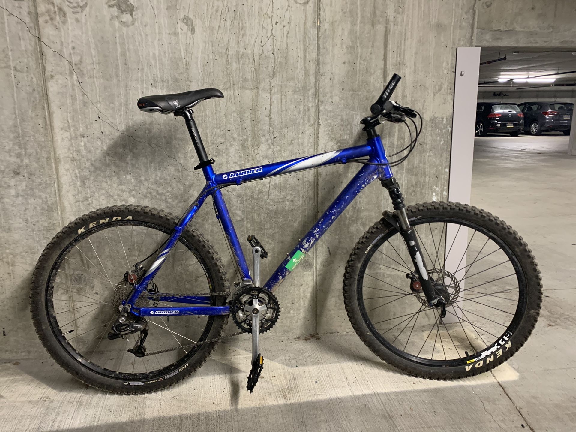 2003 Giant Rainier Mountain Bike for Sale in Seattle, WA OfferUp
