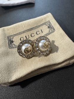 GG pearl stud earrings gold