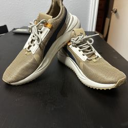 Puma Shoes New!