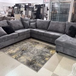 🎈1110-ag 4 Piece Plush Sectional// With Chaise Couch// $39 Down Payment 