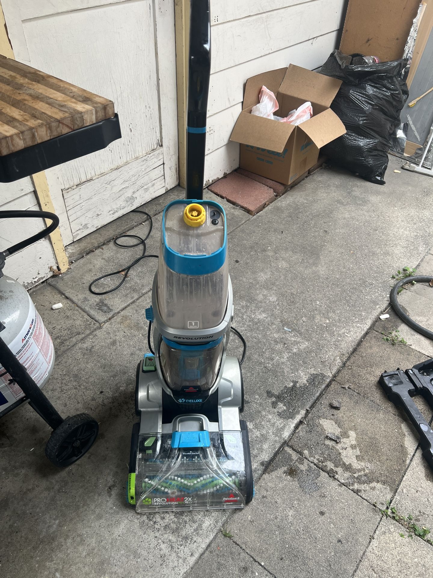 BISSELL ProHeat 2X Revolution Pet Pro Deluxe, Upright Deep Cleaner