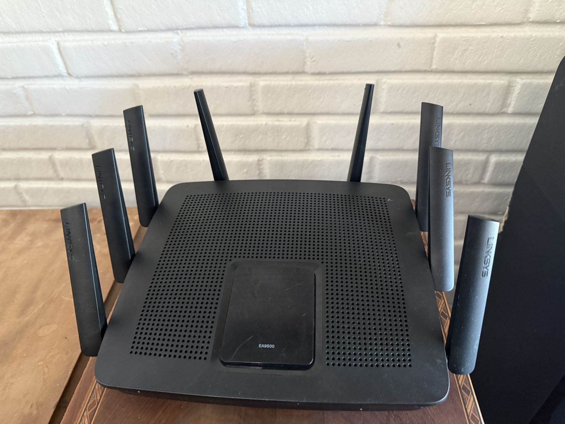 Linksys EA9500 Tri-Band Router