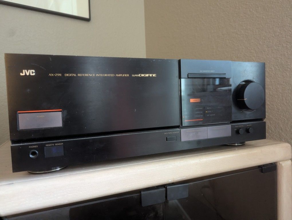 JVC AX-Z911 Superdigifine Amplifier