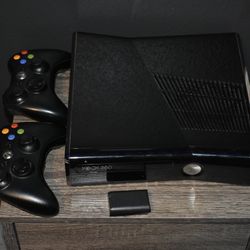 Xbox 360 With Games 