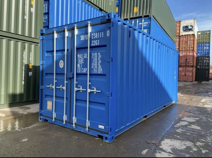 SHIPPING / STORAGE CONTAINERS W/ DELIVERY 20,40,40 HC .BUY/SELL. Financing & Lease Available!