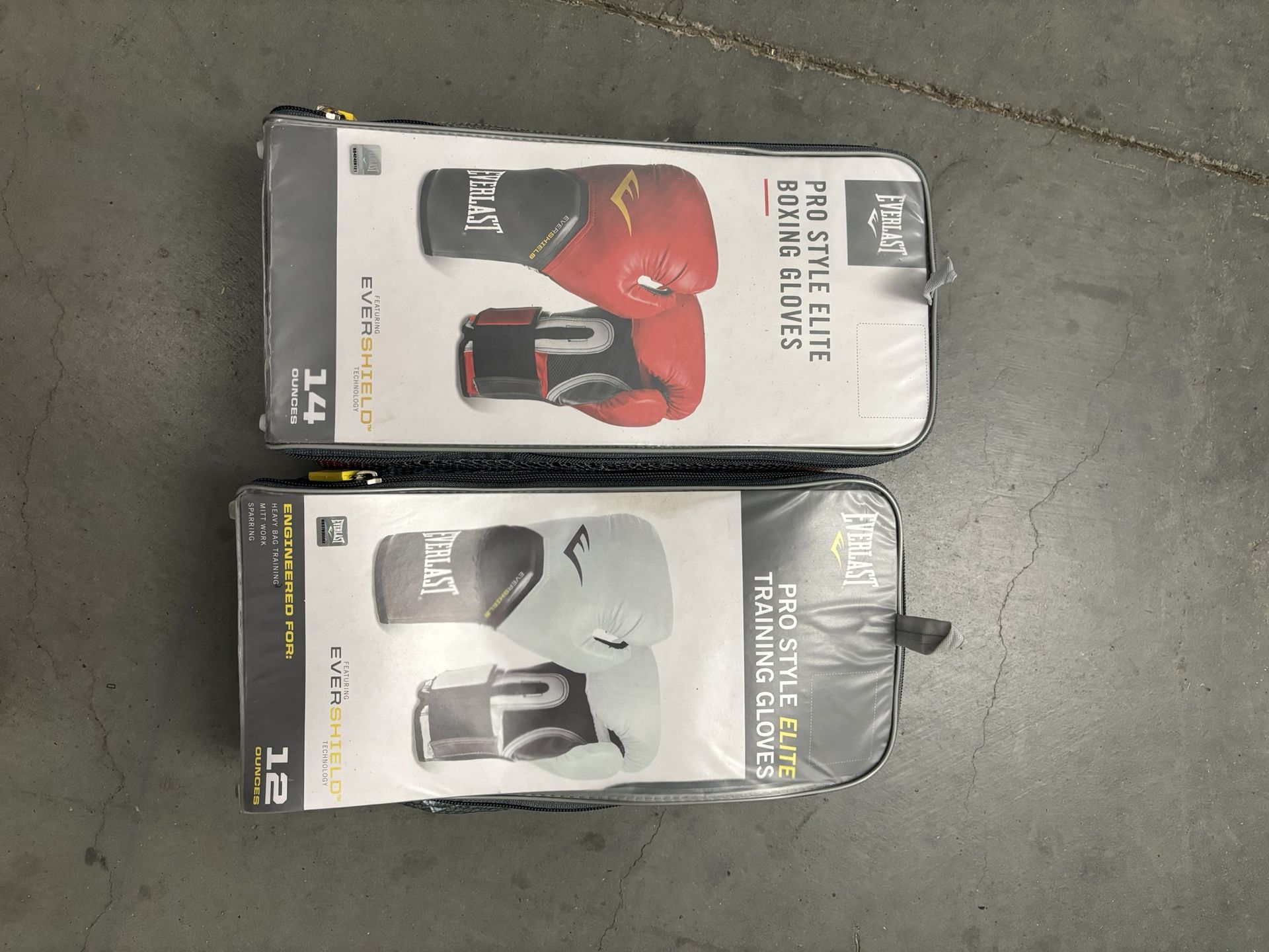 Authentic Boxing Gloves 