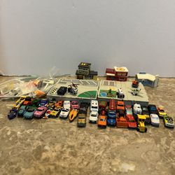 Lot 40 Micro Machines Road Plane Cars Truck Bulk Vintage 1980’s Building Semi. Comes as pictured see photos. 